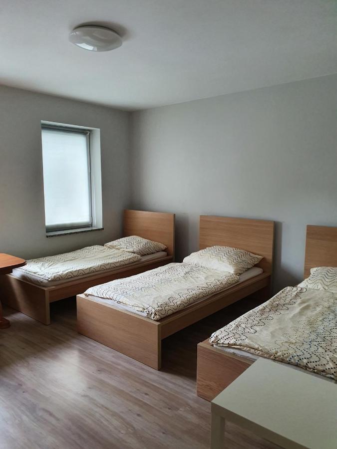 Kamienica Zerniki Wroclawskie Buitenkant foto
